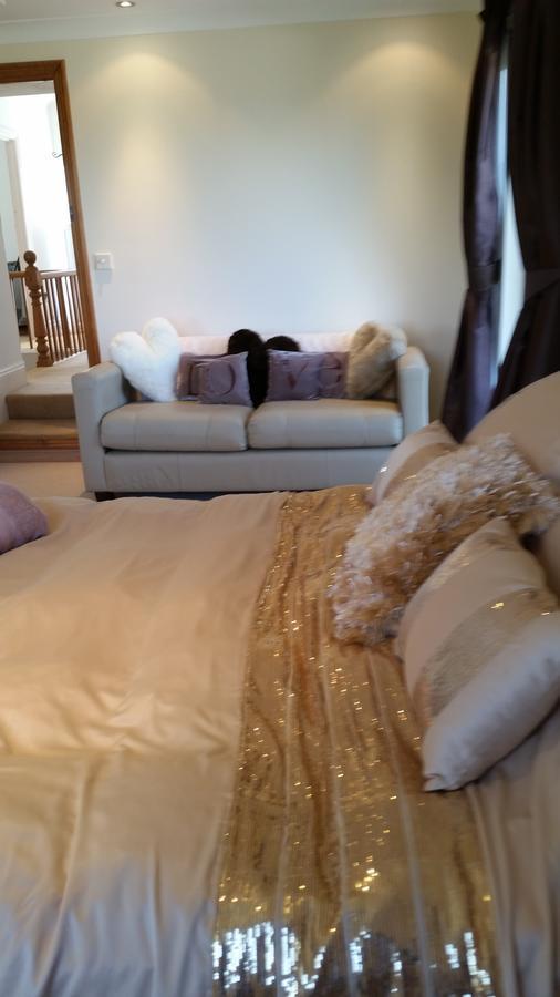 Hotel Pantysgyfarnog Near Carmarthenshire Pembrokeshire Chambre photo