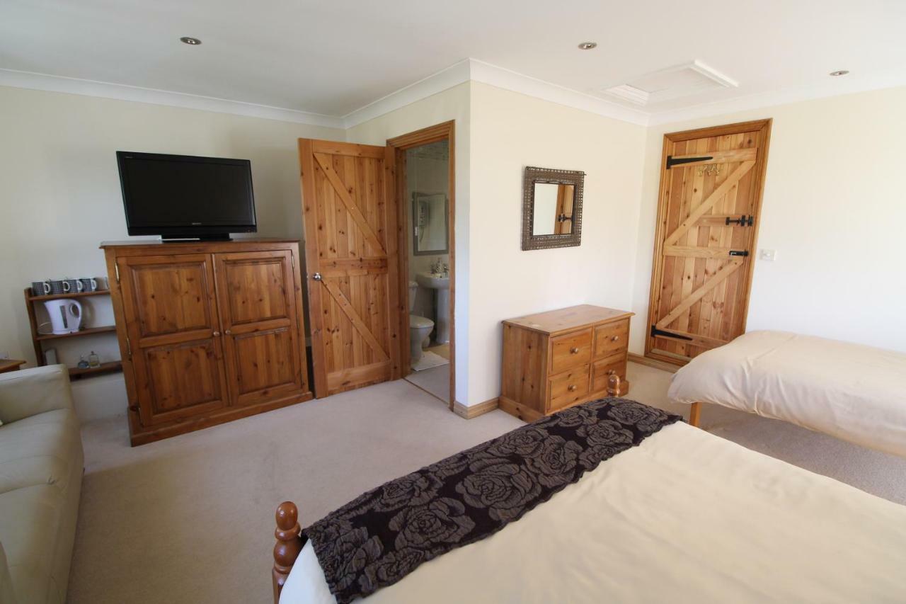 Hotel Pantysgyfarnog Near Carmarthenshire Pembrokeshire Extérieur photo